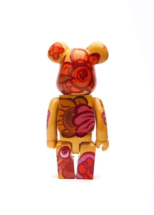 Ahinta Magenta Bearbrick